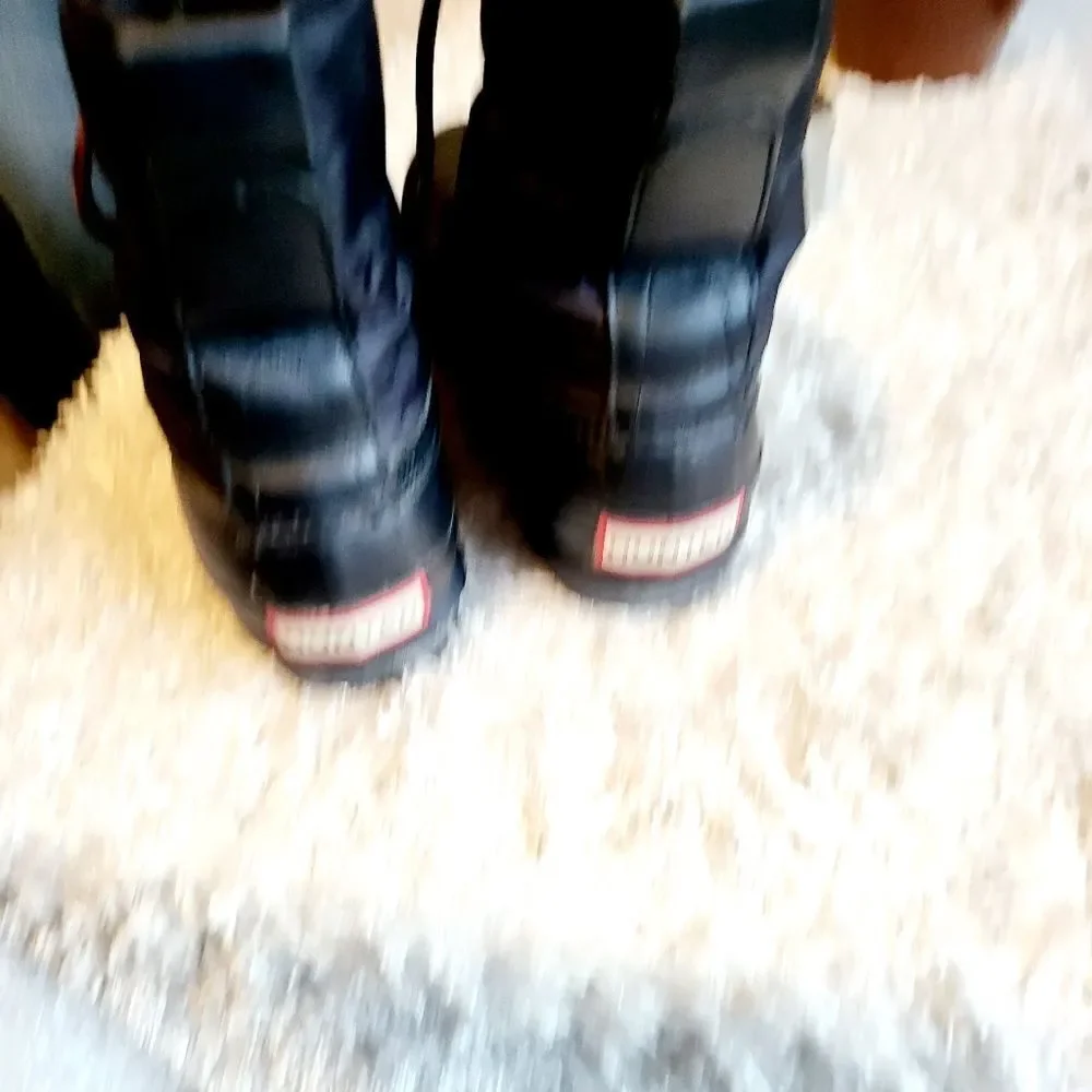 Hunter black quilted shaft winter boots